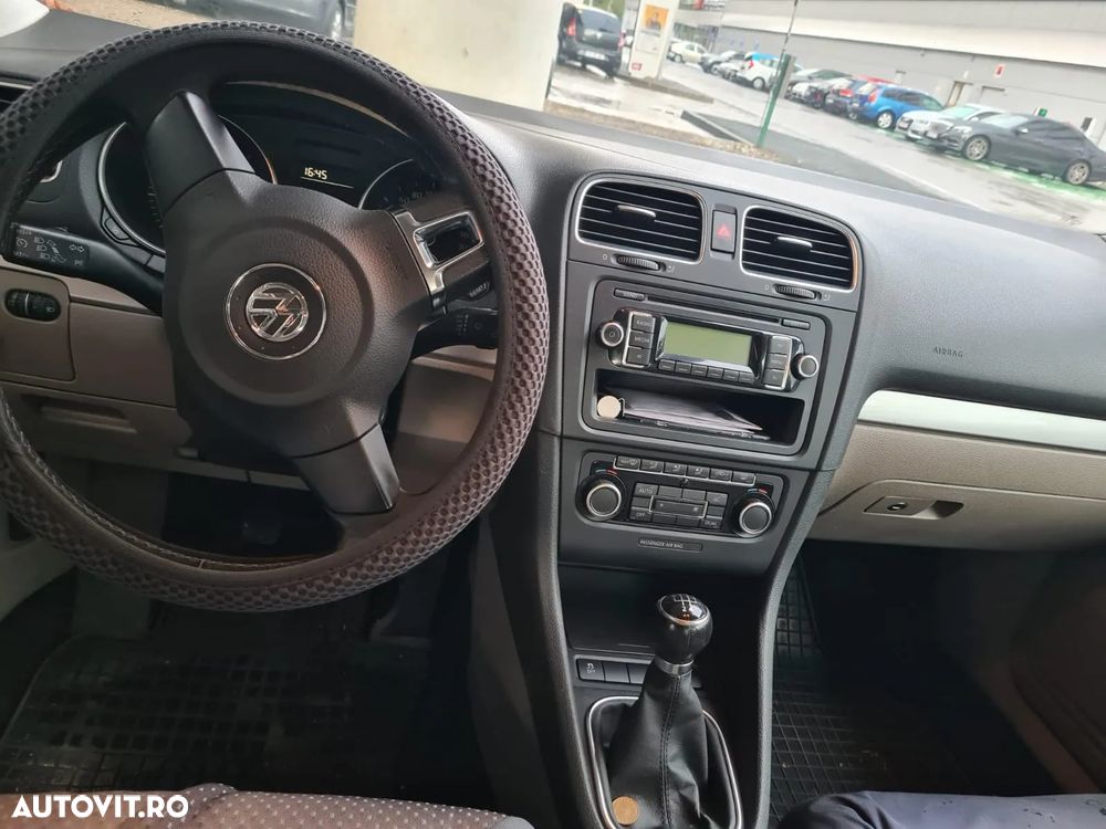 Volkswagen Golf - 3