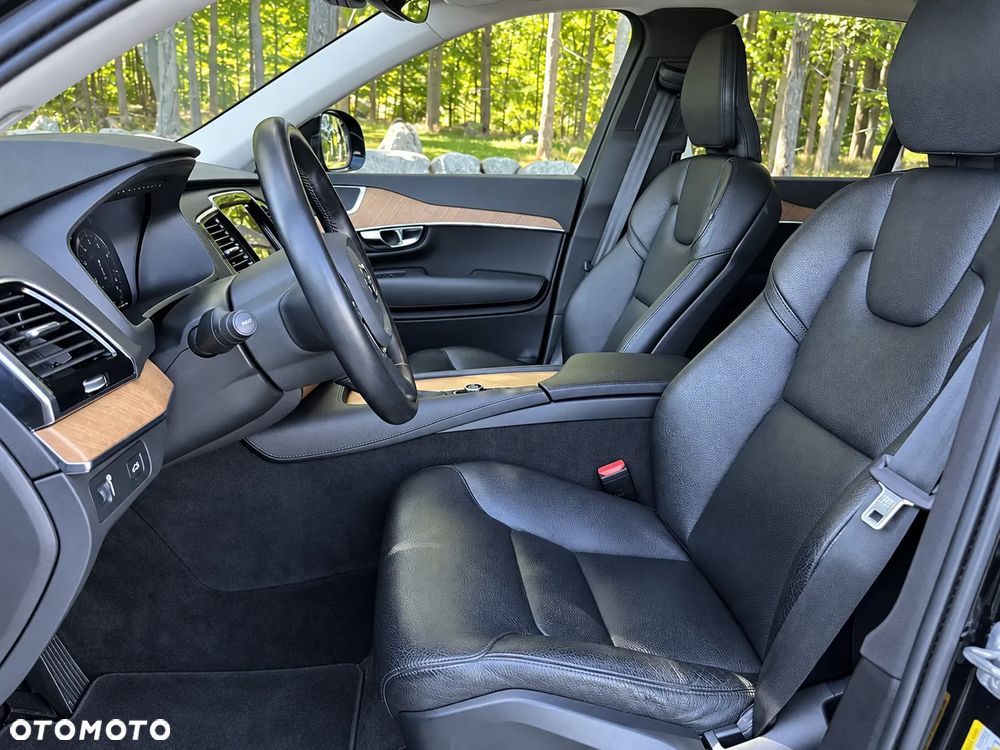 Volvo XC 90 T5 AWD Momentum 7os - 10