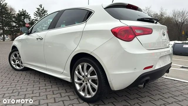Alfa Romeo Giulietta 2.0 JTDM 16V Turismo - 8