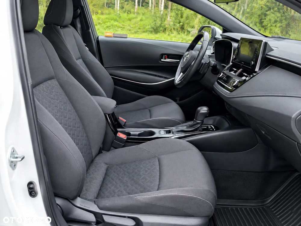 Toyota Corolla 2.0 Hybrid Comfort - 13