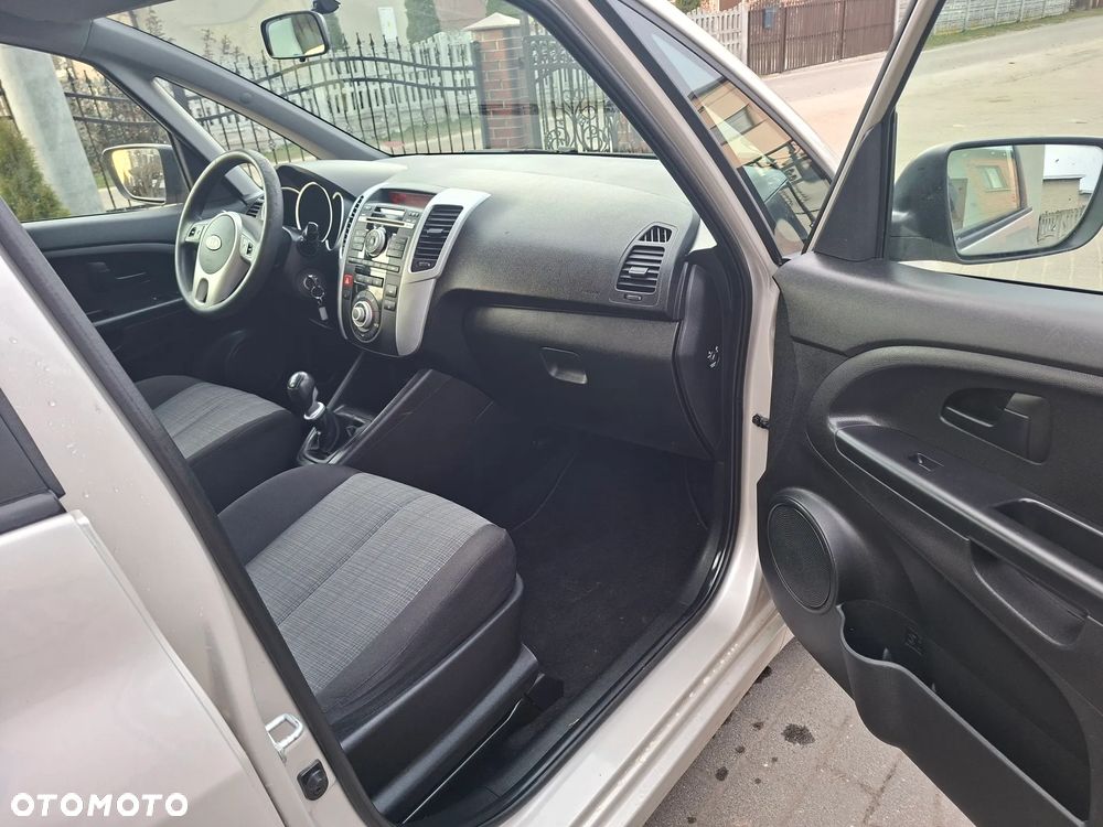 Kia Venga 1.4 CRDi 90 Attract - 7