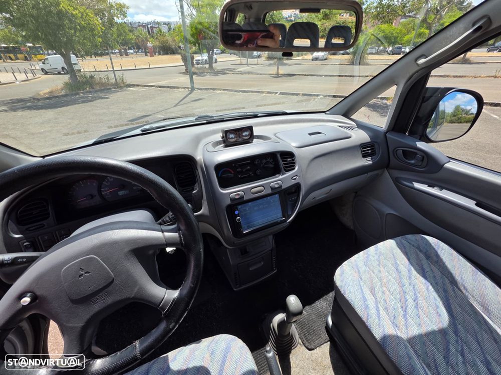 Mitsubishi Space Gear 2.5 TD GLX - 10