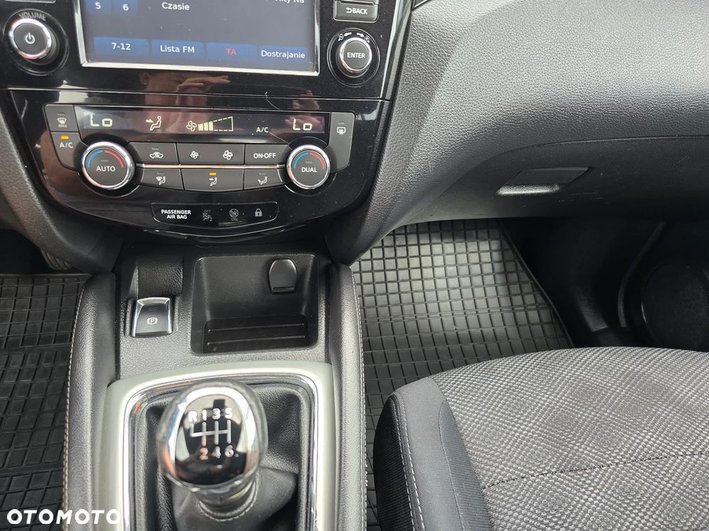 Nissan Qashqai 1.6 DCi Acenta EU6 - 12