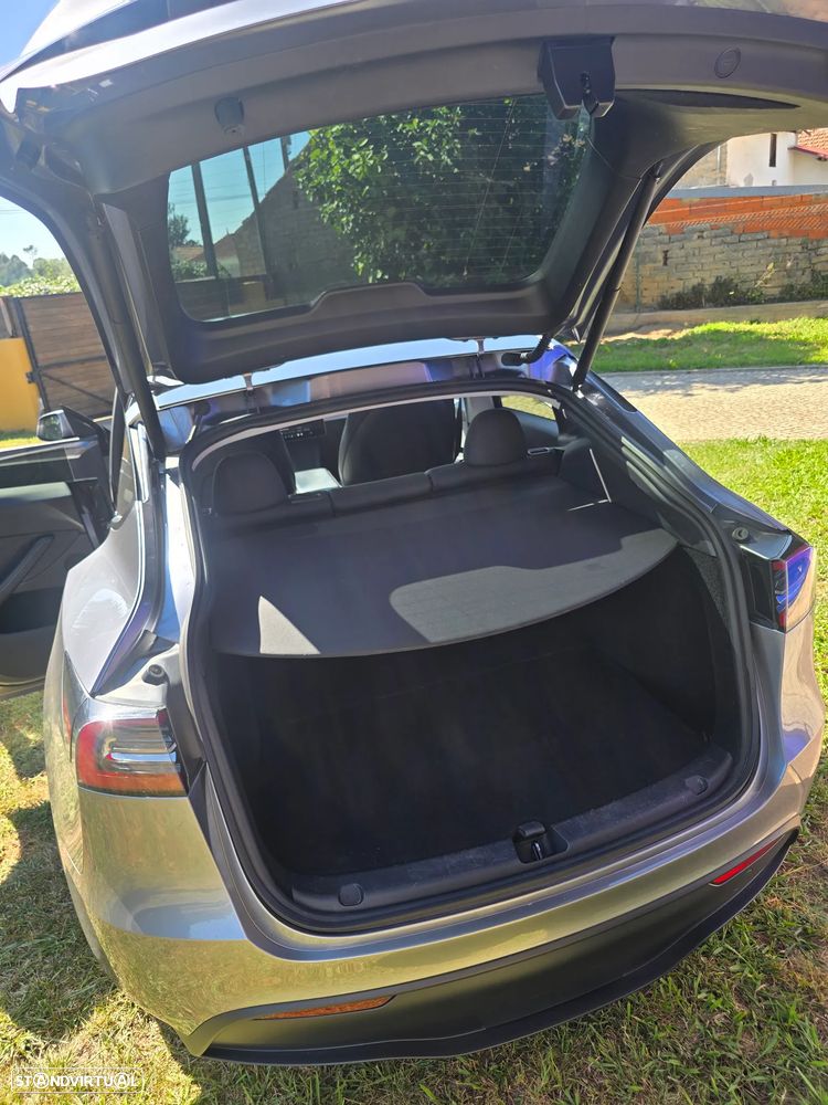 Tesla Model Y RWD - 6