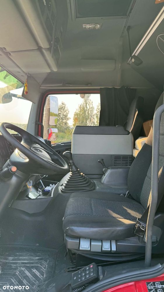 Mercedes-Benz 15.290 - 10