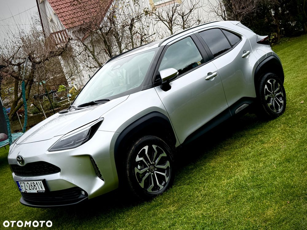 Toyota Yaris Cross Hybrid 1.5 Style AWD - 4