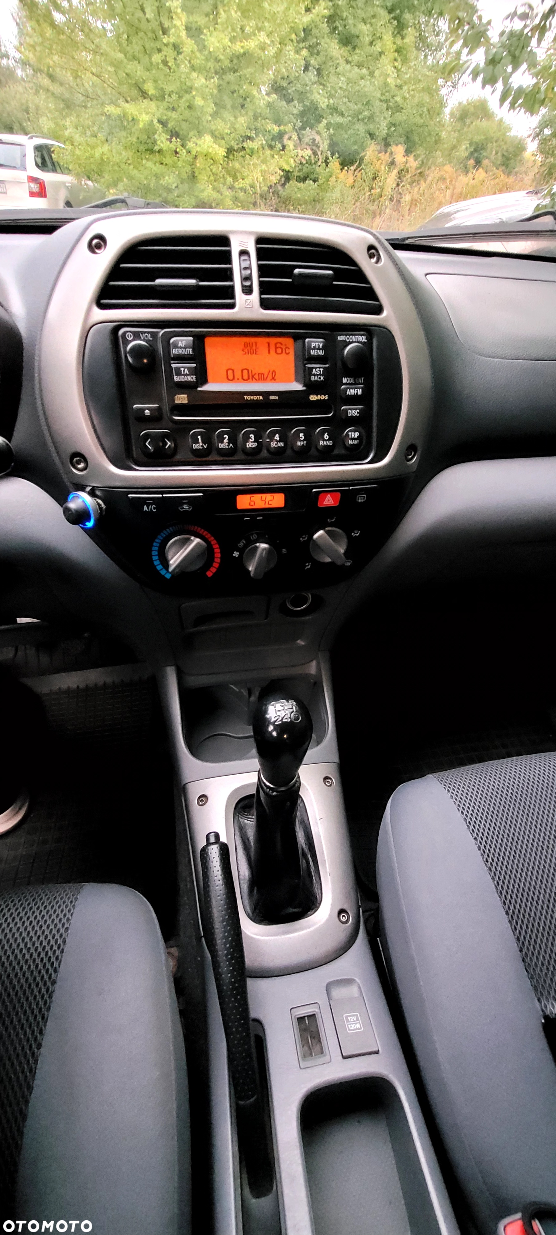 Toyota RAV4 2.0 VVT-i 4x4 - 9