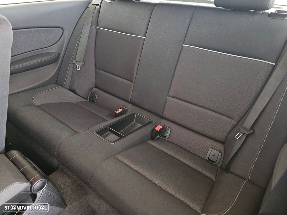 BMW 118 d Aut. - 10