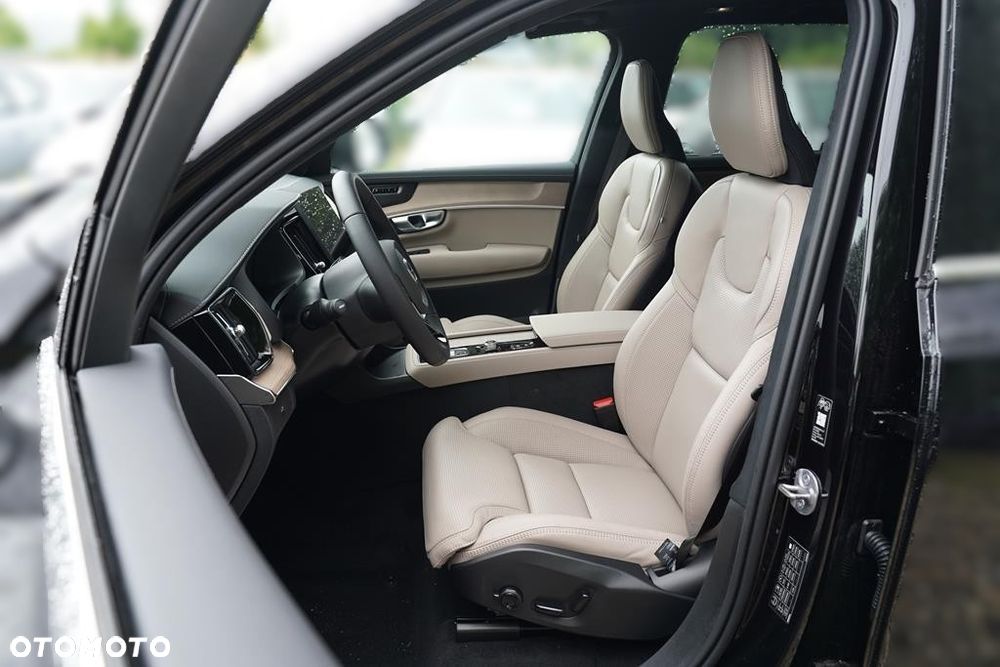 Volvo XC 90 B5 B AWD Ultra Bright 7os - 12