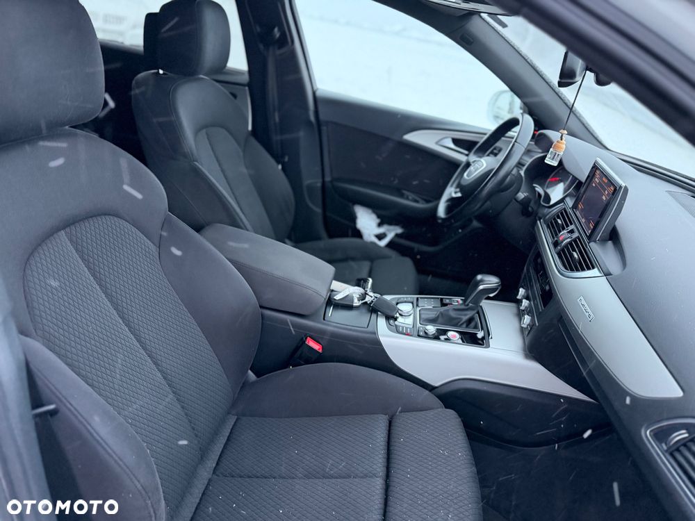 Audi A6 Avant 3.0 TDI quattro S tronic - 31