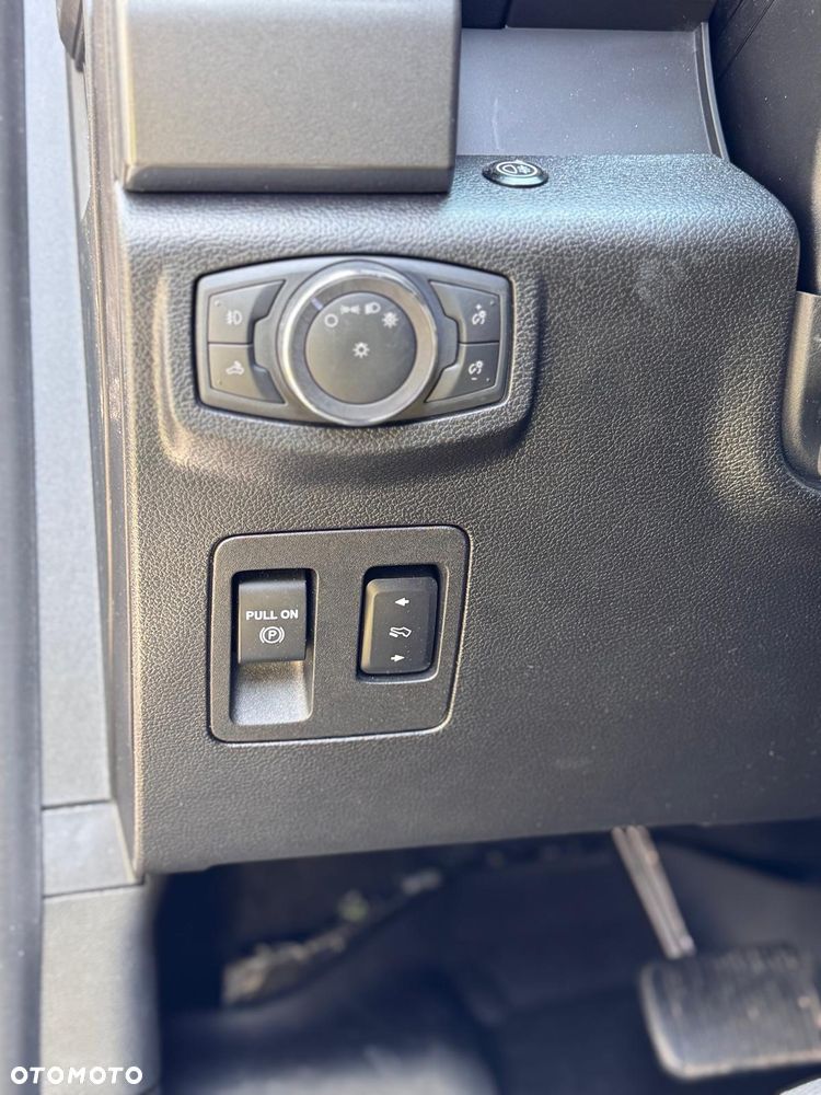Ford F150 - 18