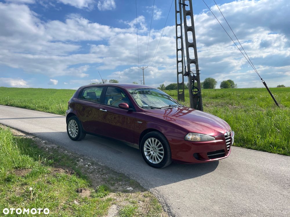 Alfa Romeo 147 1.9 JTD 16V Progress - 4