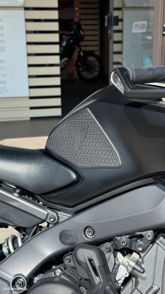 Yamaha MT-09 Y-AMT - 7