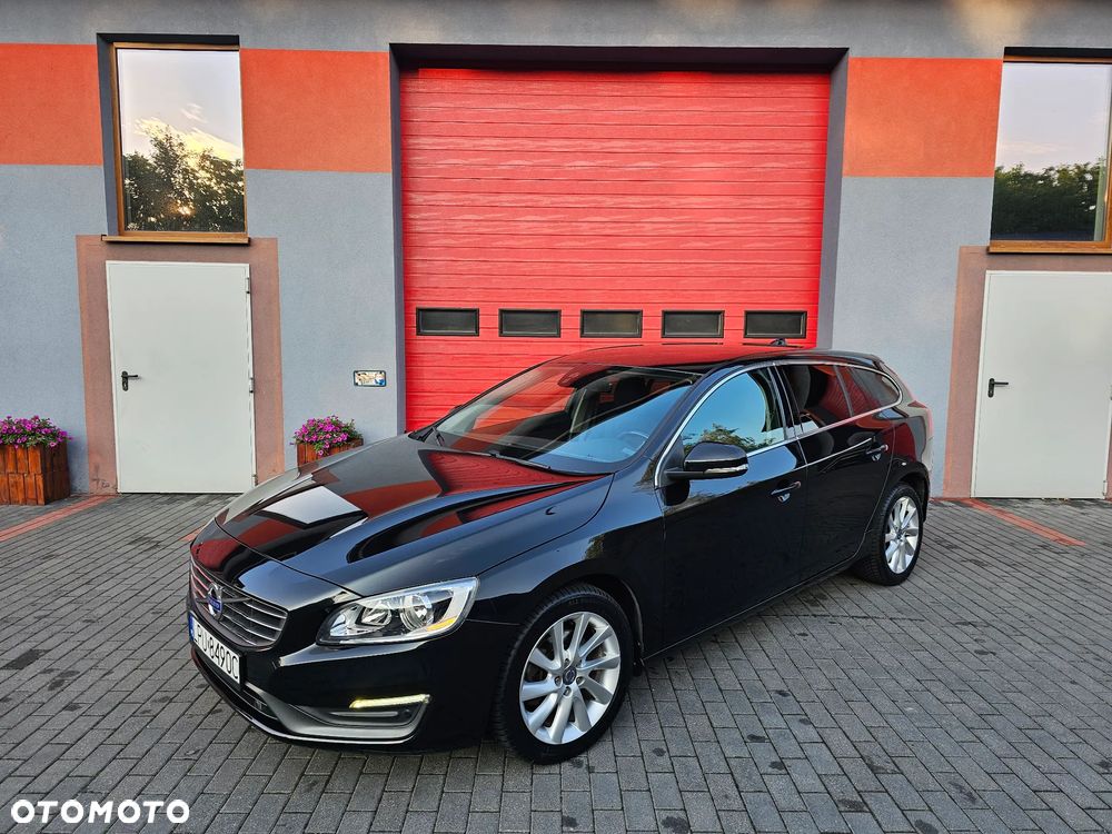 Volvo V60 D4 Drive-E Momentum - 2
