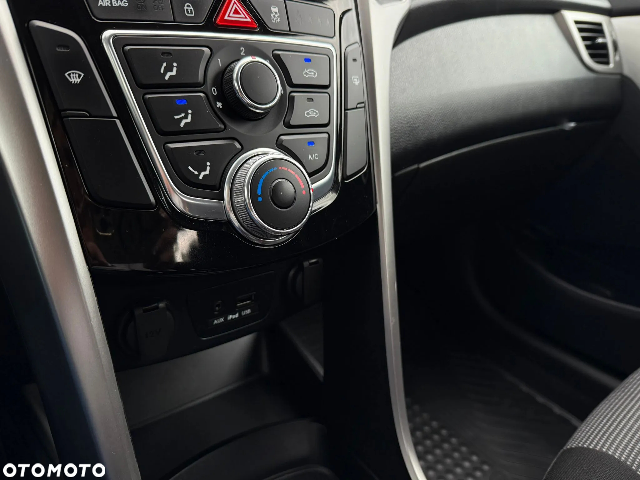 Hyundai i30 1.4 Premium - 35