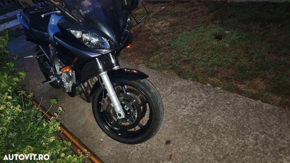 Yamaha FZ-6S Fazer - 4