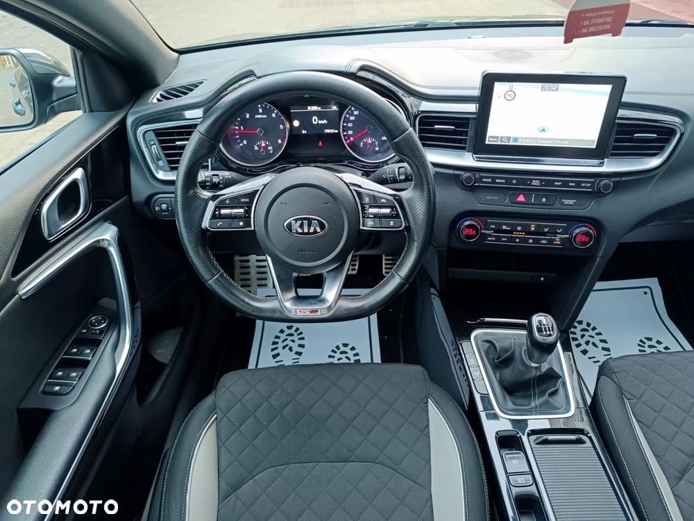 Kia ProCeed 1.6 CRDi GT Line - 28