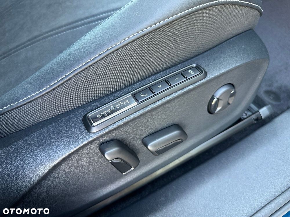 Volkswagen ID.7 77kWh Pro Plus - 24