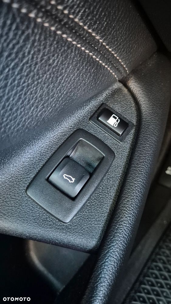 BMW Seria 5 530e iPerformance M Sport sport - 31