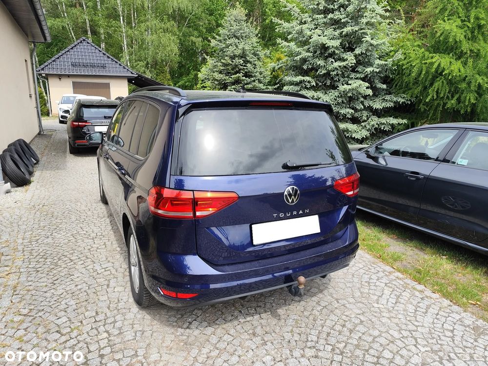 Volkswagen Touran - 8