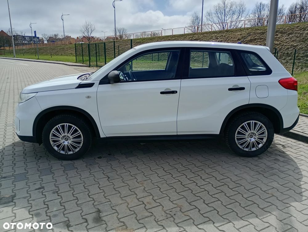 Suzuki Vitara 1.6 Comfort 2WD - 6