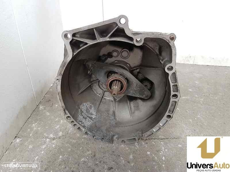 CAIXA VELOCIDADES BMW 5 2001 -AJS - 1