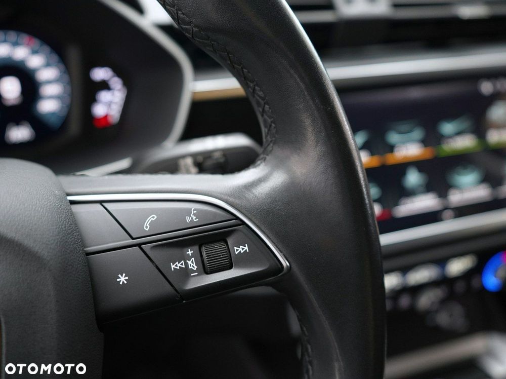 Audi Q3 Sportback - 23