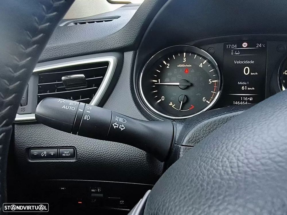 Nissan Qashqai 1.5 dCi N-Connecta RS+PS - 31