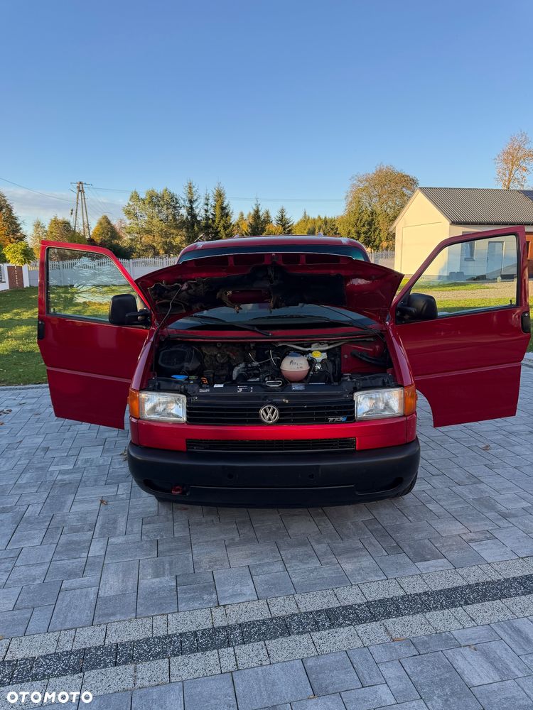 Volkswagen Transporter - 25