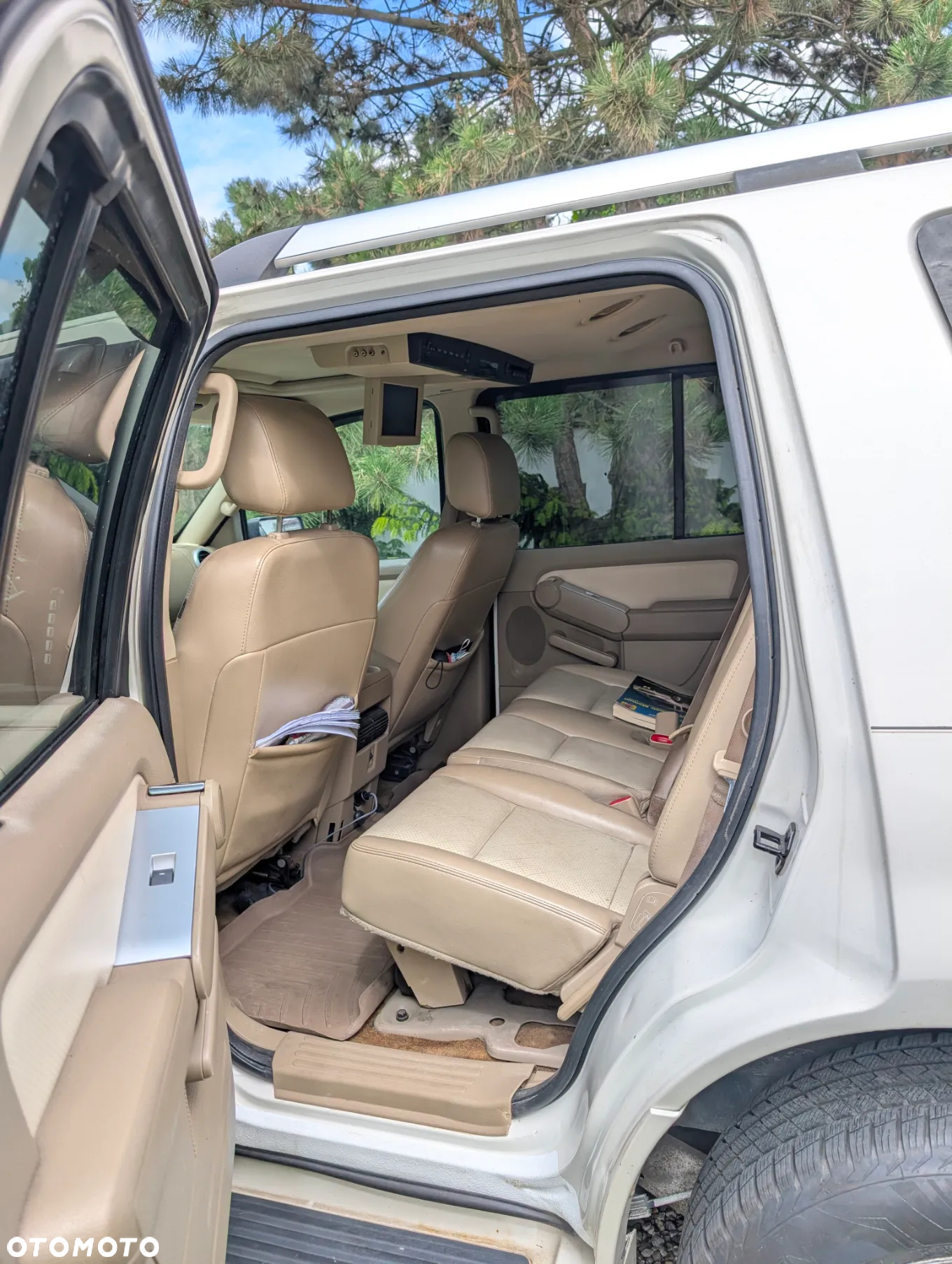 Mercury Mountaineer - 18