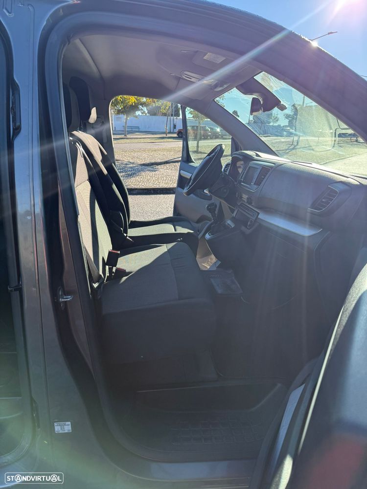 Peugeot Traveller - 6