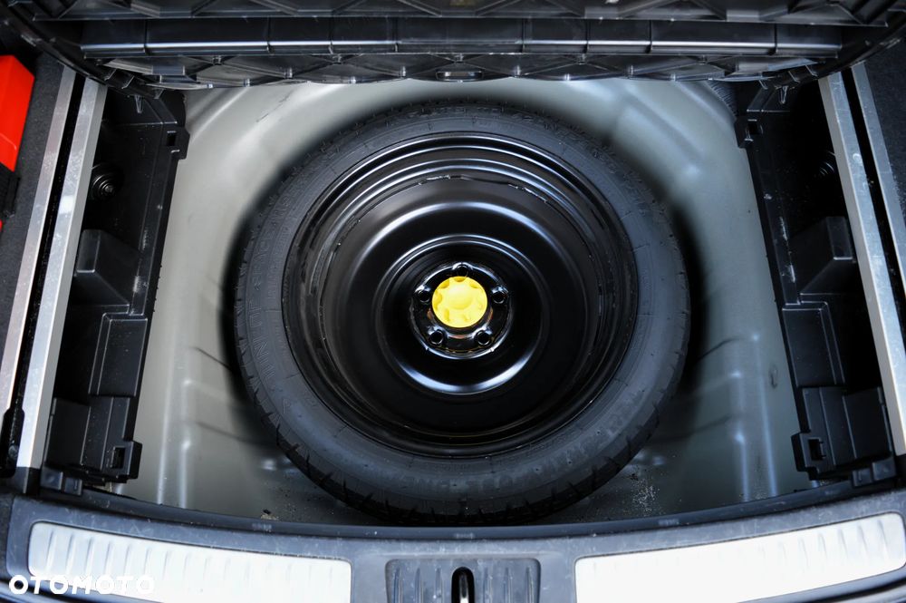 Toyota Avensis 2.0 Prestige MS - 33