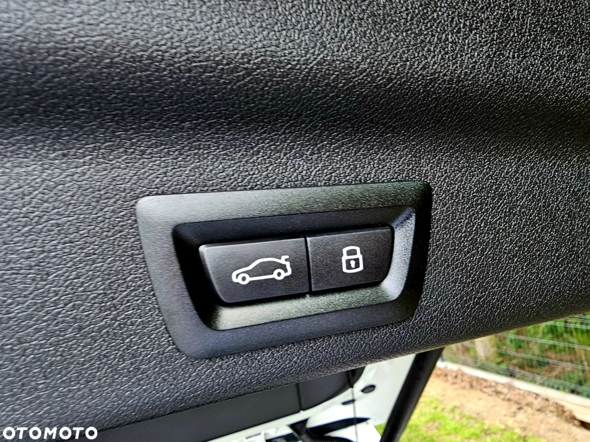 BMW X1 sDrive20i mHEV - 33