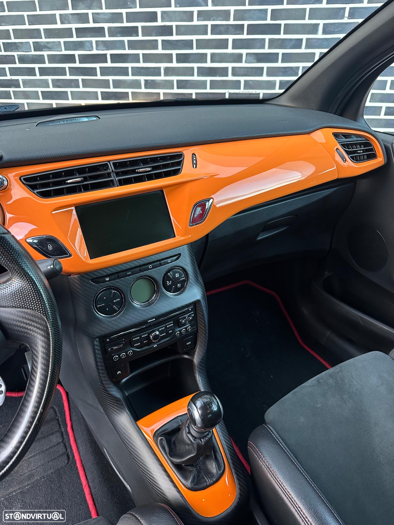 Citroën DS3 1.6 THP Racing - 12