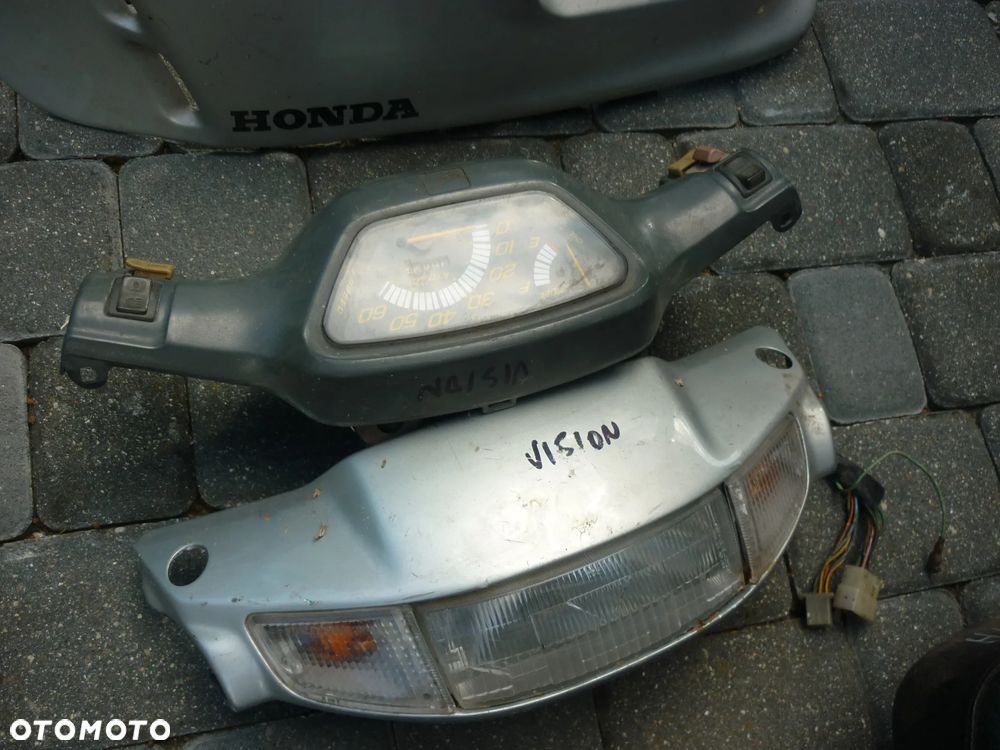 Osłona przód obudowa Honda Vision 50 2T - 17