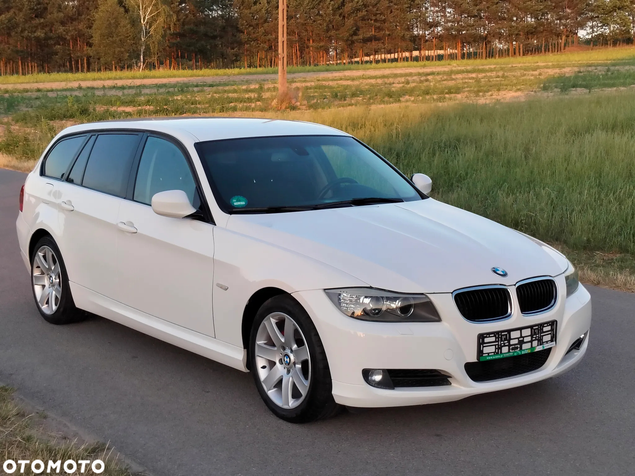 BMW Seria 3 318d Sport Line - 4