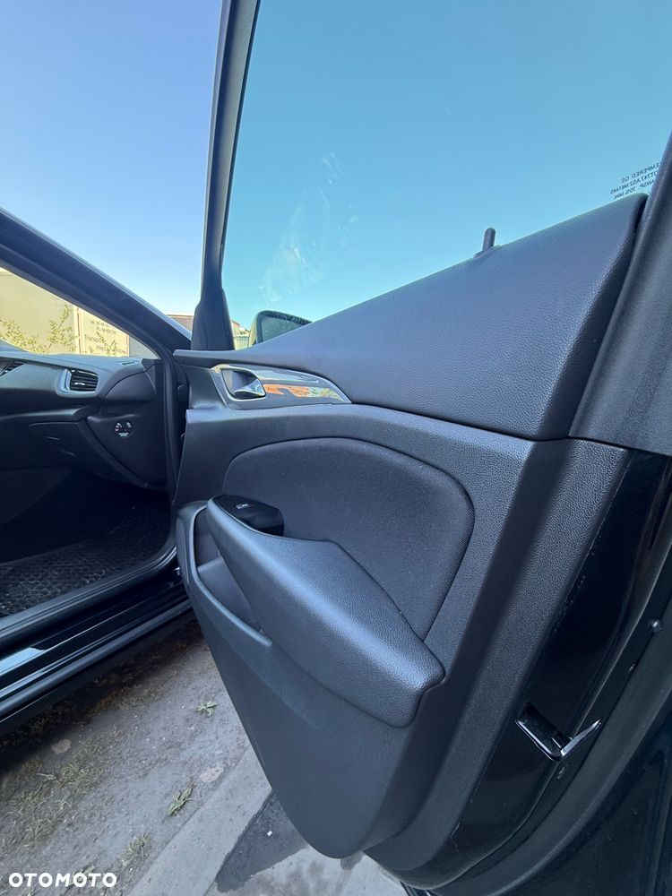 Opel Insignia 2.0 Dynamic - 30