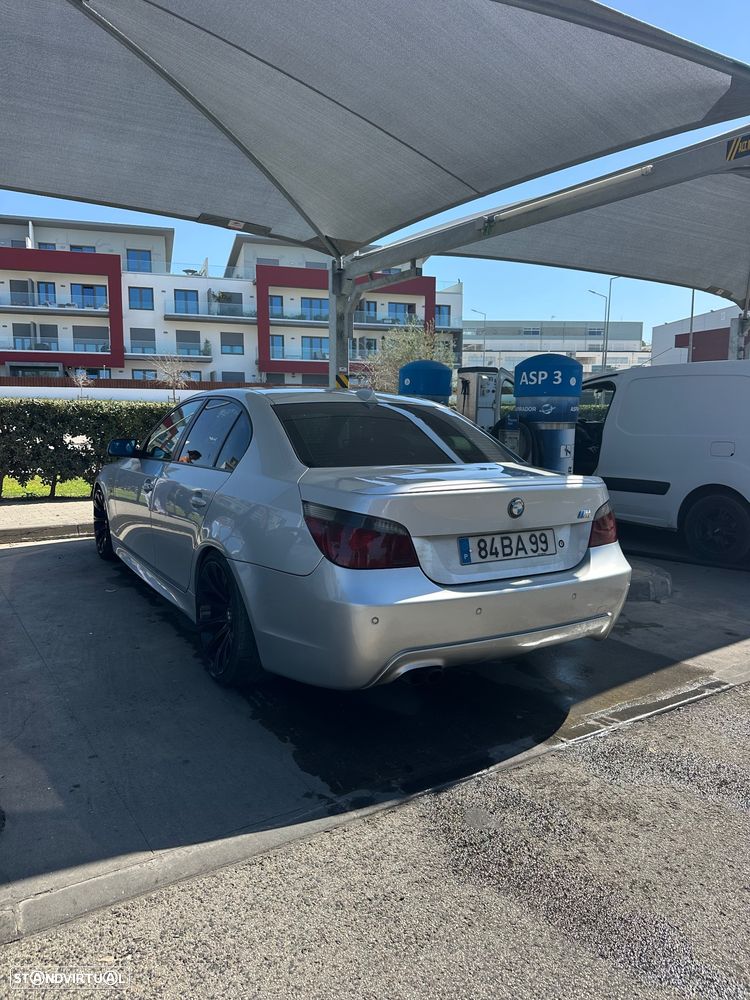 BMW 525 dA - 4