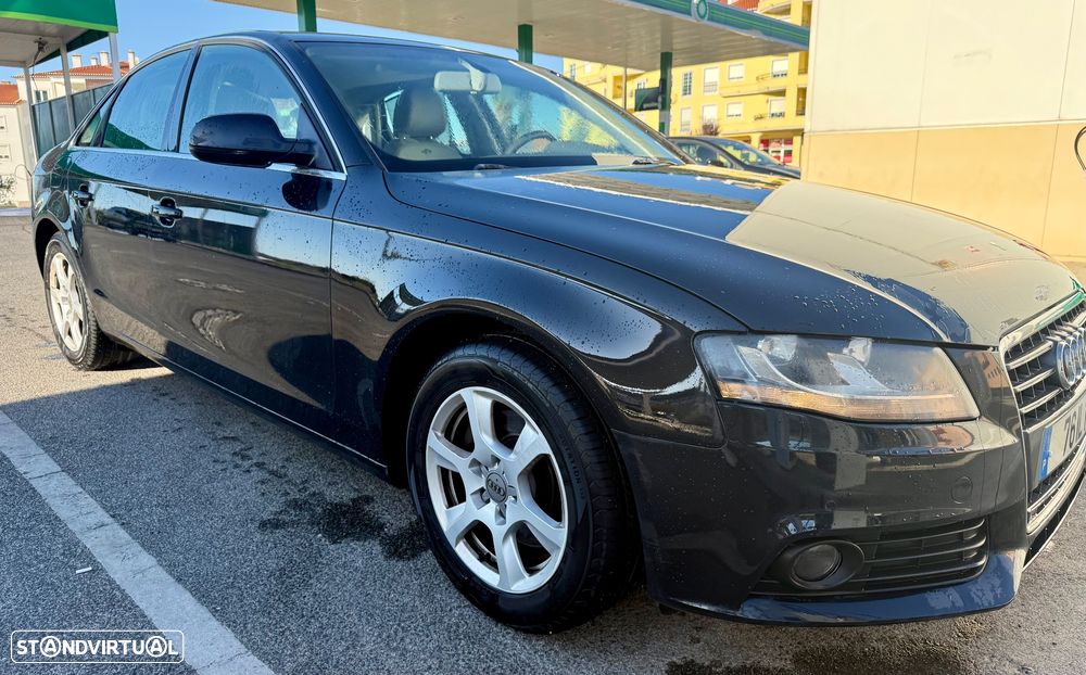 Audi A4 2.0 TDI exclusive - 3