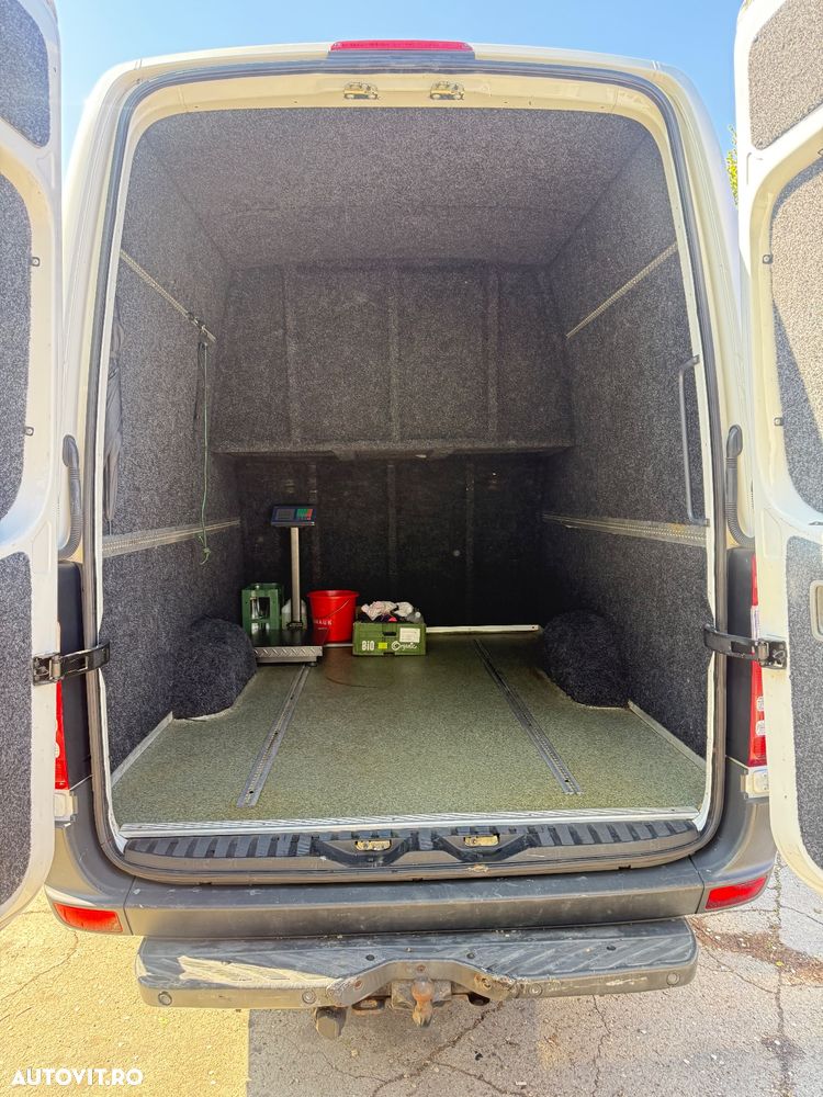Mercedes-Benz Sprinter - 8