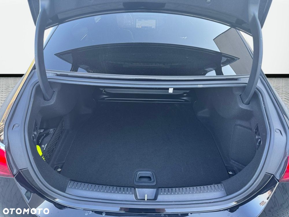 Mercedes-Benz Klasa E - 17