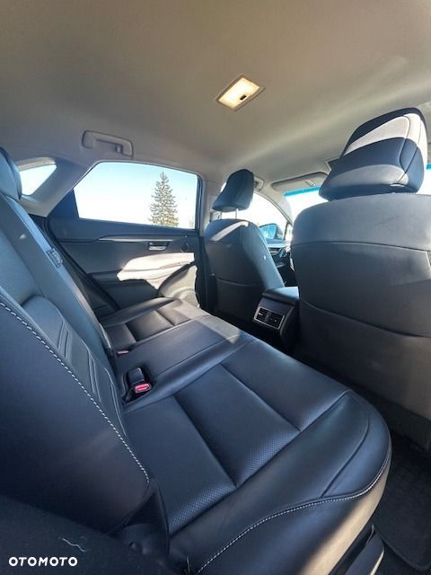 Lexus NX 300h Comfort AWD - 10