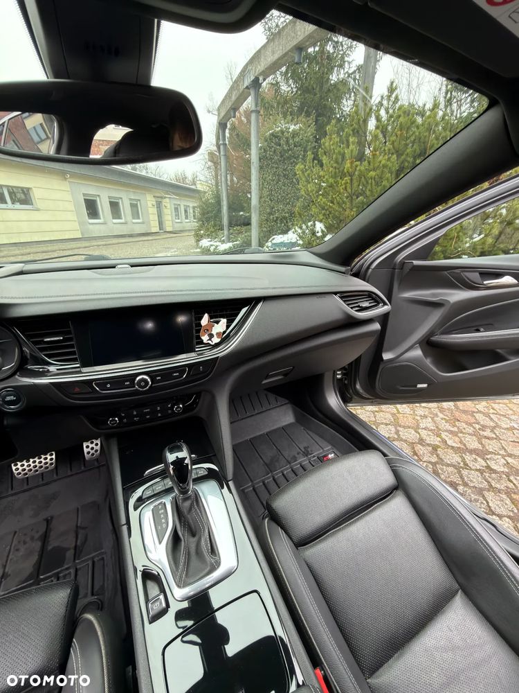 Opel Insignia 2.0 CDTI 4x4 GSi S&S - 10