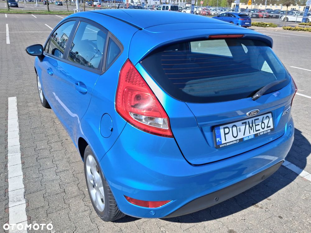Ford Fiesta 1.4 Trend EU5 - 10