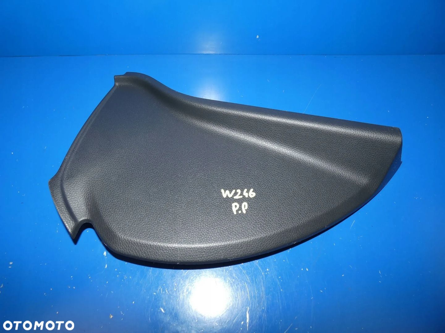 MERCEDES B KLASA W246 OSŁONA ZAŚLEPKA KLAPKA DESKI PRAWA - 1