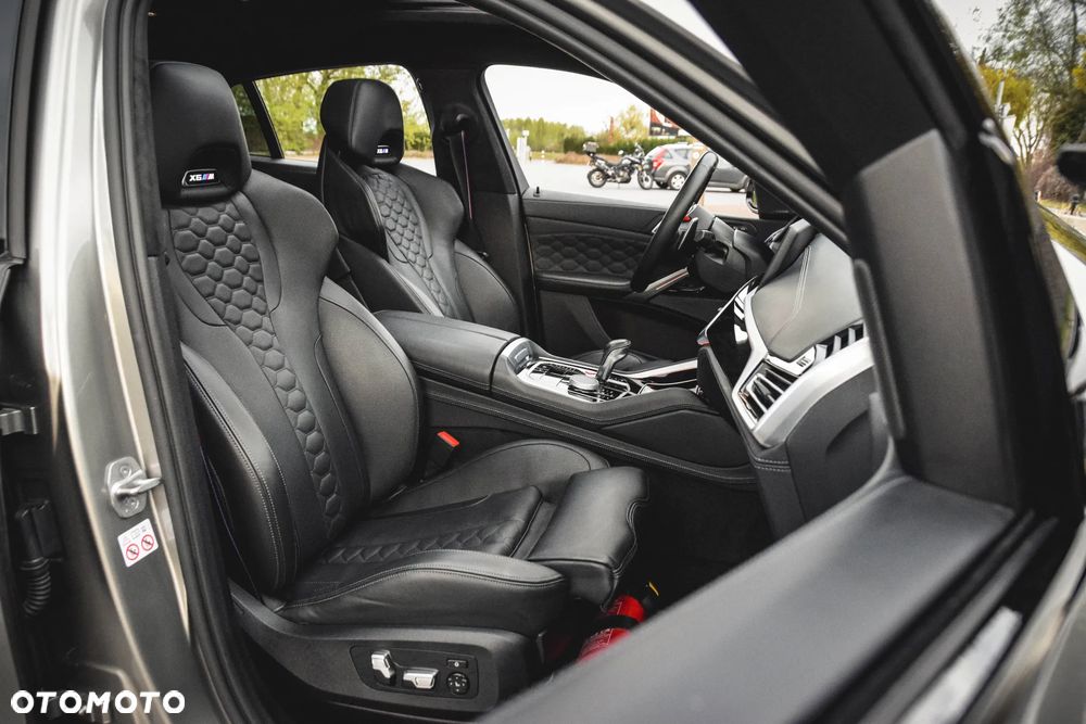 BMW X6M - 26