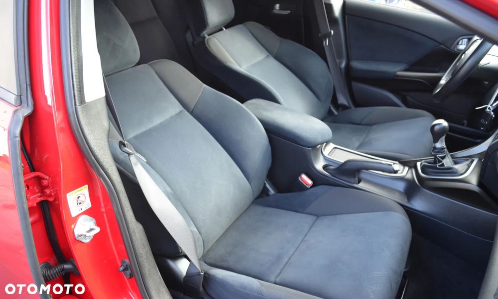Honda Civic 1.8 i-VTEC Sport - 15