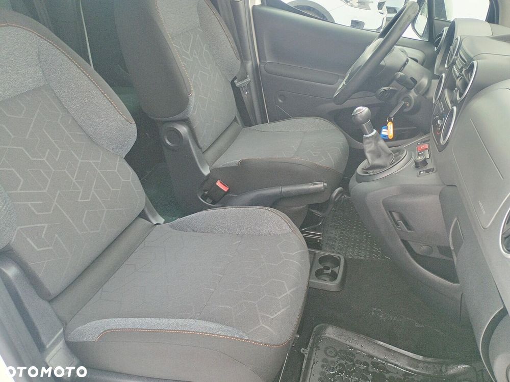 Peugeot Partner - 11