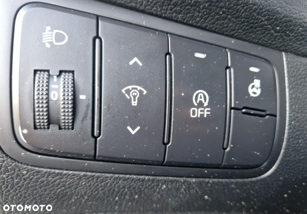 Kia Ceed 1.6 GDI Fifa World Cup Edition - 26