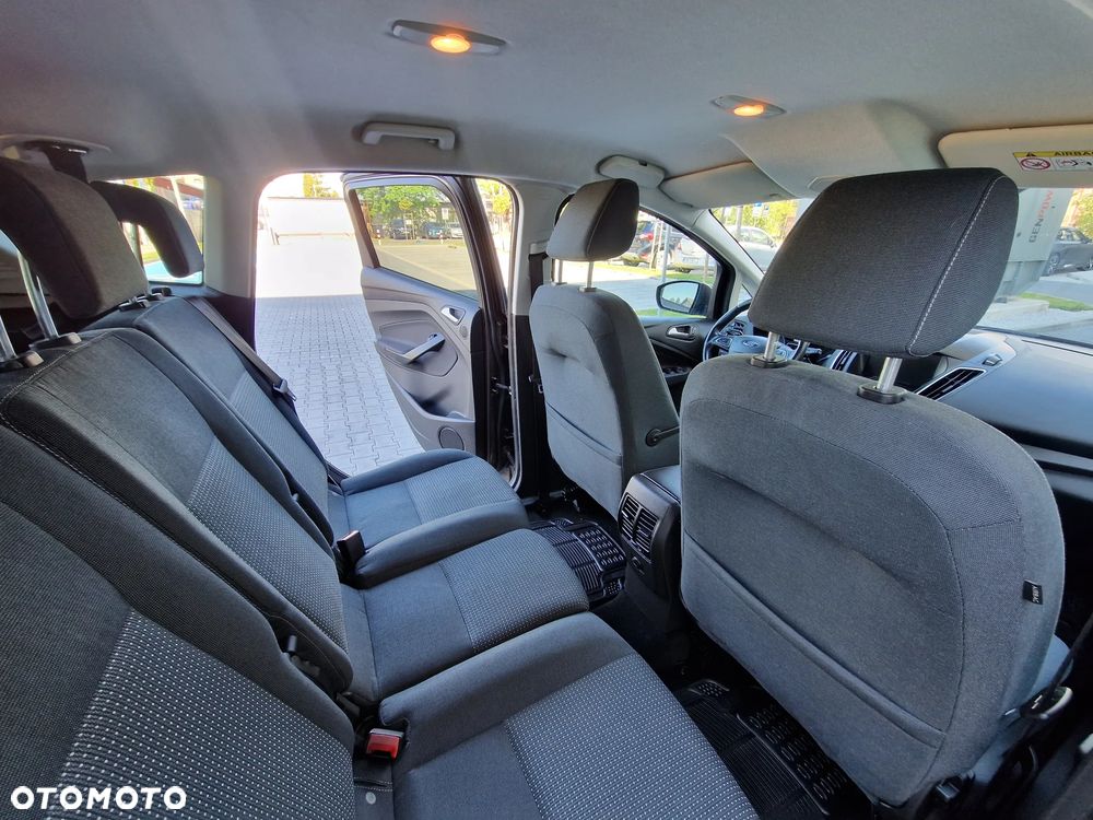 Ford C-MAX - 13